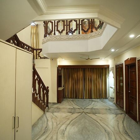 Hotel Kp Suites Metro Хидерабад Екстериор снимка